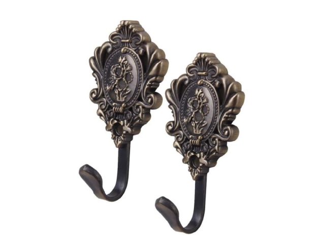 Set carlige cuier clasice vintage antichizate bronze, ideale pentru decor si organizare